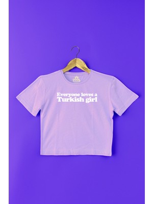 So Cool Crop T-Shirt Everyone Loves A Turkish Girl Baskılı Lila Kadın Tişört
