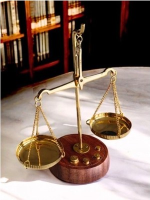 Marsilyan Retro Ahşap El Terazisi Kuyumcu Terazisi Antika Kolleksiyon Nostaljik 10 gr Pirinç Ağırlık