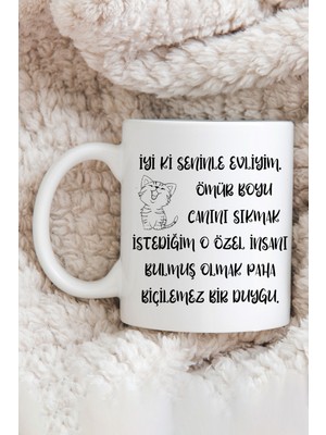 giftkonsept Iyi Ki Seninle Evliyim Komik Romantik Sevgililer Günü Hediyesi Baskılı Kupa Bardak
