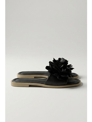 Rays 7043 Çiçek Detay Terlik Siyah