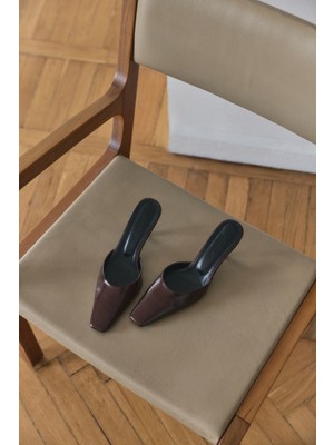 Lutvelizade Topuklu 2607 - Küt Burun İnce Topuk Bordo Kadın Topuklu