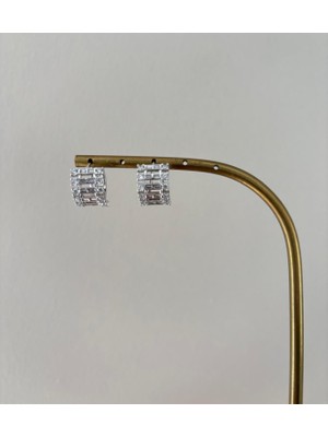 Marsel Özel Seri Zirkon Sıra Taş Detay Xp Silver Zarif Küpe