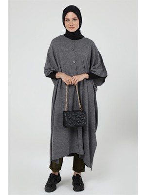 İlmek Kadın Düğmeli Uzun Salaş Kışlık Triko Panço 4253