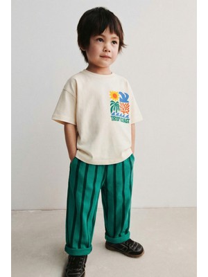 Magu Çocuk Pamuklu Bej Baskılı T-Shirt ve Yeşil Çizgili Eşofman Takım