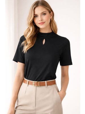 Boutique Moonlight Yarım Balıkçı Yaka Kısa Kollu Bluz