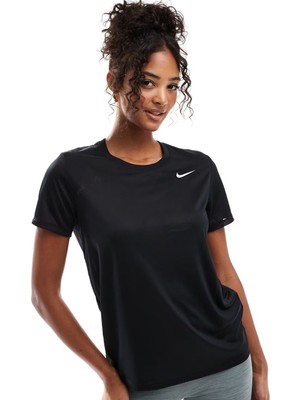 Nike Training Dri Fit Women's T-Shirt In Black  Kadın Tişört Beyaz