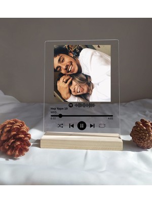 UltraMint Kişiye Özel Sevgililer Günü Plak ve Spotify Barkod Hediye