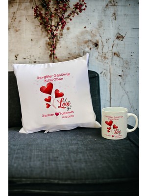 UltraMint Sevgililer Günü Seti: Kupa ve Yastık, Özel Hediye Fırsatı