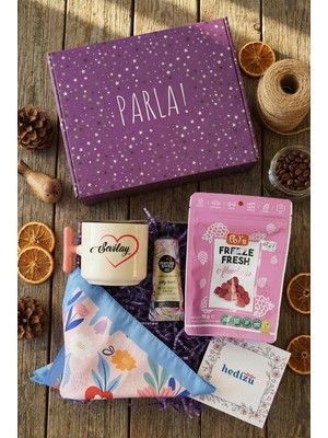 UltraMint Kalpli Hediye Kutusu, Sevgililer Günü Için Renkli ve Şık Tasarım