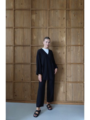 İlmek 25041 Krinkıl Dokulu Kimono Takım Siyah