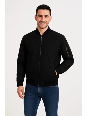 Erkek Bomber Mont Ceket – Fermuarlı, Kapitone Içi Astarlı, Su Itici Kumaş, Regular Fit, Uzun Kollu, Yandan Cepli, Bahar & Kış Rahat Günlük Stil - Siyah