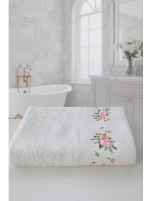 Emillie %60 Bambu -%40 Pamuk Nakışlı Bahar Havlu 50X90CM