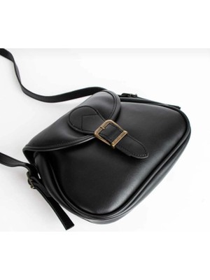 Legend Aksesuar Kadın Mıknatıs Kapamalı Çapraz Askılı Klasik Postacı Omuz Çantası