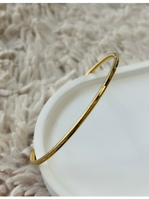 Kadın 18 Ayar Altın Kaplama Tırtıklı Ince Ajda Ray 66MM 1ADET Bilezik