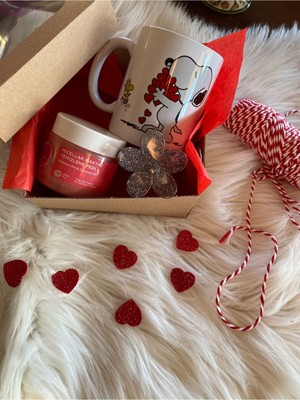 UltraMint Sevgililer Günü Hediye Kutusu, Aşk Kupa, Mandal Toka, Makyaj Pedi