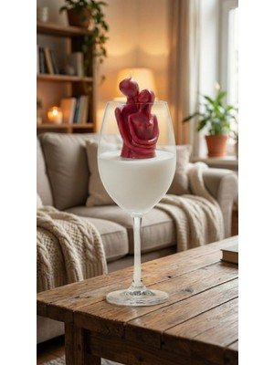 Raw Home Lüks Kadeh Mum – Beyaz Şarap Kadehi Içinde El Yapımı Dekoratif Mum | Premium Tasarım & Şık Hediye
