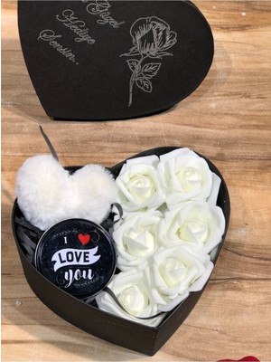 UltraMint Sevgililer Günü Kalpli Peluş Anahtarlık ve Mum, Kalp Kutuda