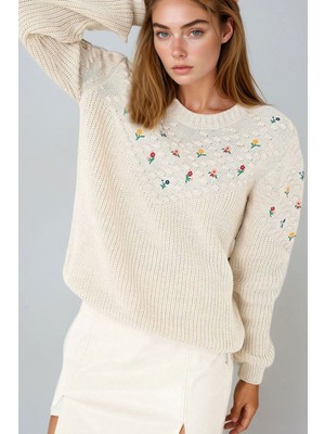 Lior Design Ekru Oversıze Nakışlı Premıum Kazak BCHESQ-251084