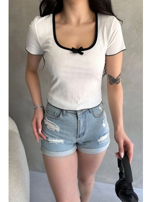 Lior Design Beyaz Havuz Yaka Biye Detaylı Crop Bluz BCDF-252176