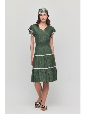 Lior Design Haki V Yaka Nervürlü Çiçek Desenli Yazlık Viscon Elbise BCVL-25V054