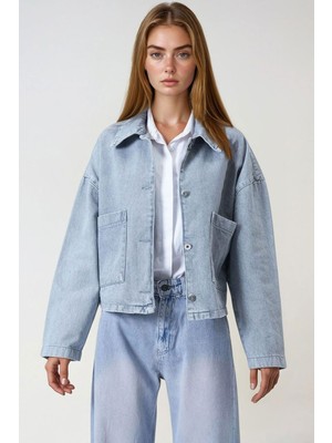 Lior Design Açık Mavi Çift Cepli Düğme Kapamalı Denim Ceket BCHNW-251201