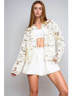 Lior Design Beyaz Hakim Yaka Dantelli Ceket BCHESQ-251060