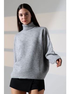 Lior Design Gri Boğazlı Yumuşak Dokulu Triko Kazak BCES-252023