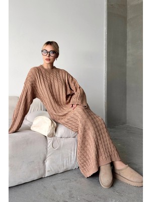 Lior Design Karamel Bisiklet Yaka Saç Örgülü Midi Boy Kışlık Triko Elbise BCVL-T24ELB1