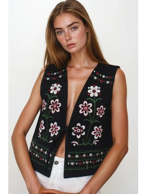 Lior Design Siyah Nakışlı Bağcık Detaylı Tasarım Ham Keten Yelek BCHESQ-251144