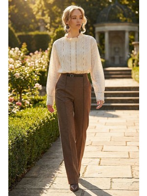 Lior Design Ekru Yakası Fırfırlı Nakış Işlemeli Fisto Gömlek BCHESQ-251065