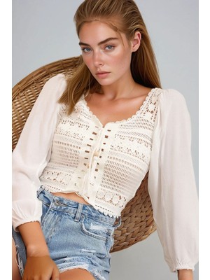 Lior Design Beyaz Brit Detaylı Delik Işi Crop Bluz BCHESQ-251086
