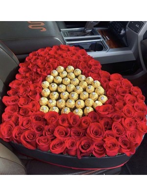 UltraMint Kırmızı Kalpli Hediye Kutusu, Gül ve Rocher ile Sevgililer Günü Için Özel