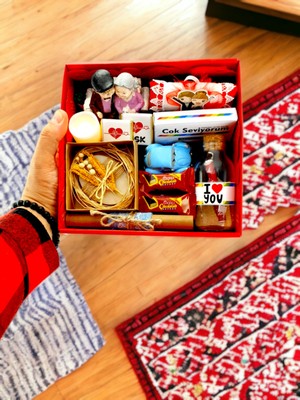 UltraMint Kırmızı Kutuda 14 Şubat Sevgililer Günü Hediye Seti