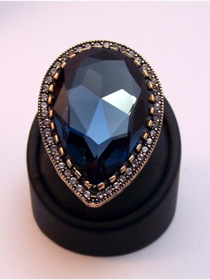 UltraMint Şık Safir Damla Elmas Montür Yüzük Sevgiliye Özel Hediye