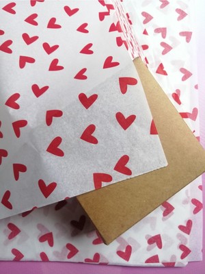 UltraMint Kırmızı Kalpli Pelur Kağıdı 50X70 Cm, 10 Adet, Dekoratif ve Zarif Tasarım