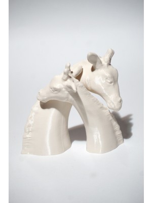 UltraMint Sevgililer Günü Dekoratif Zürafa Biblo, 13 Cm, Şık ve Sevimli Hediye