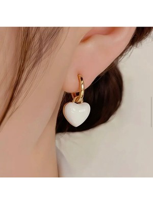 UltraMint Beyaz Kalp Sallantılı Kadın Küpe, Sevgililer Günü Için Şık Hediye