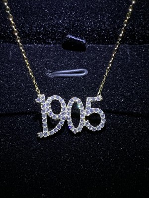 UltraMint Işıklı Kutuda Zarif Gümüş Altın Kaplama Kolye, Sevgililer Günü Hediyesi