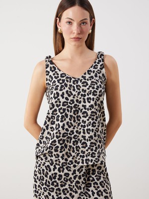 Lc Waikiki Yeni Sezon V Yaka Leopar Desenli Kadın Bluz