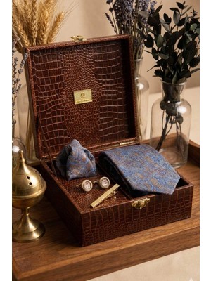 Kravatkolik Kahverengi Erkek Hediye Kutusu - Mendilli Kravat Kol Düğmesi Kravat Iğnesi KMK105