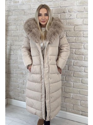 Muna Boutique Ithal Yakası Kürklü Bej Uzun Kadın Şişme Mont