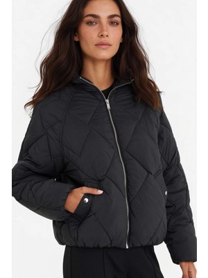 DeFacto Su Geçirmez Regular Fit Kapüşonlu Mont F2803AX25WN