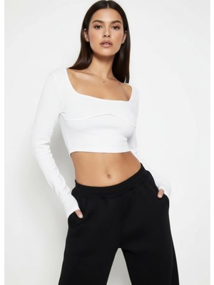 Merlot Kadın Dikiş Detaylı Uzun Kollu Crop Bluz