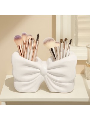 UltraMint Pratik ve Şık Makyaj Fırçası Organizeri, Kalemlik Tasarımıyla Düzen Sağlar