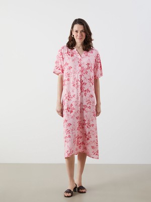 Lc Waikiki Yeni Sezon Kaçık Yaka Çiçekli Elbise