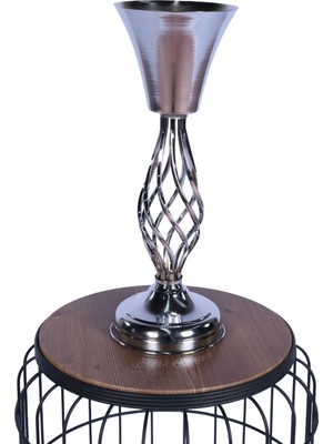 Yapay Çiçek Sitesi Burgulu Ayaklı Metal Dekoratif Vazo Gümüş 43 cm