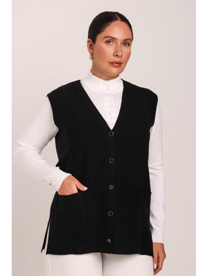 uludağ triko Kadın Siyah Çizgi Detaylı Cepli ve Düğmeli Çelik Örme Triko Anne Yelek
