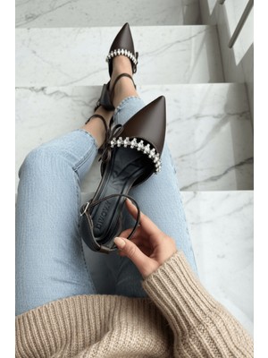 Divolya Dunka Kahverengi Taşlı Fiyonklu (4 cm Topuklu ) Sivri Burun Topuklu Ayakkabı