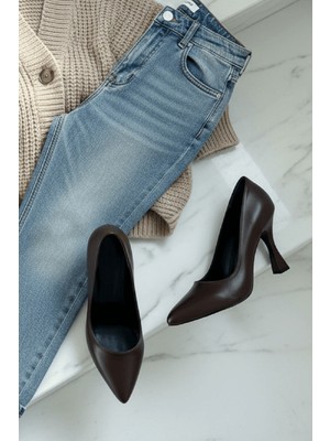 Divolya Vest Kahverengi (8 Cm) Topuk  Boyu Günlük Kullanım Stiletto