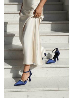 Divolya Jeremy Lacivert Saten Taşlı Fiyonklu (8 cm Topuklu ) Sivri Burun Topuklu Ayakkabı